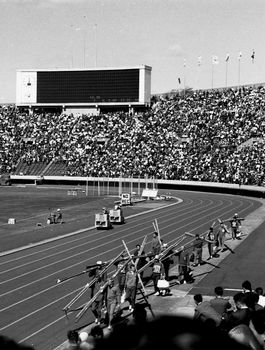 1964年10月　国立競技場7.jpg